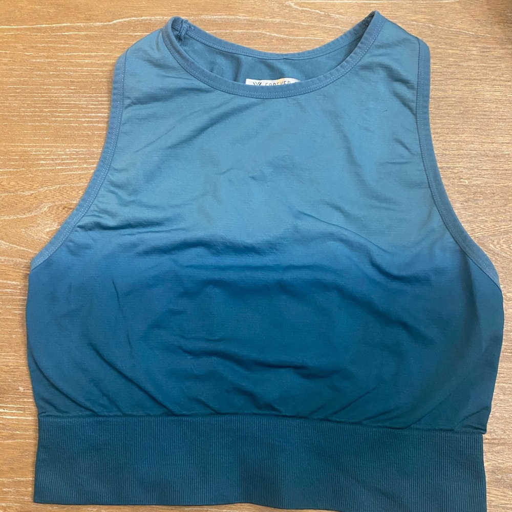 Seamless crop top